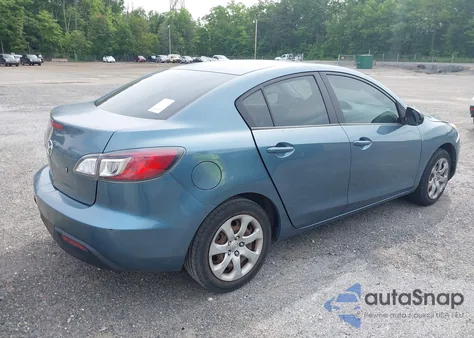 2011 Mazda Mazda3 I Sport z USA, uszkodzony, nr VIN JM1BL1UG2B1371493